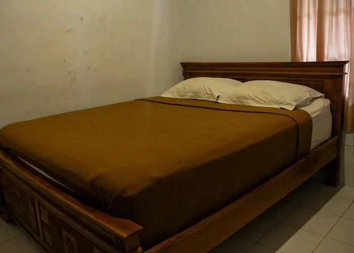 Nyoman Pensión Canggu